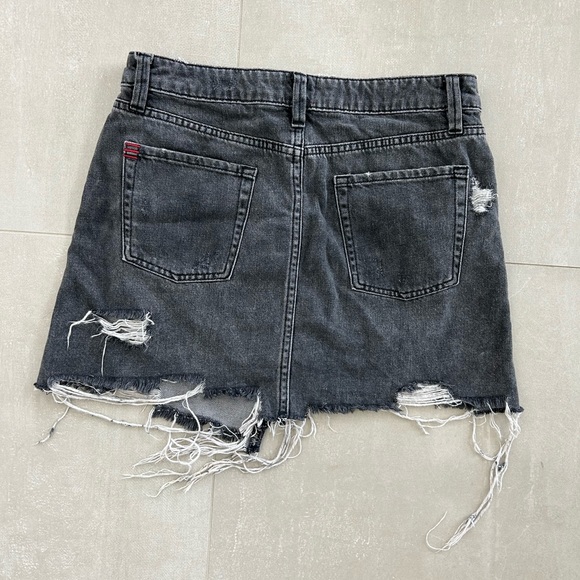 Urban Outfitters Black Denim Skirt Medium - Picture 2 of 5